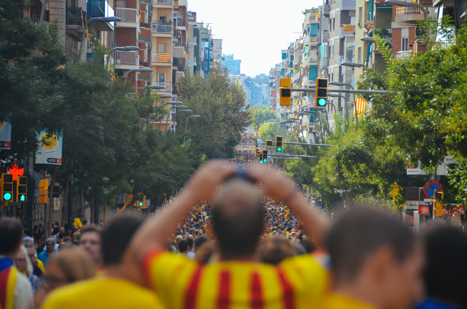 Catalan human chain at Plaça de Sants, Barcelona