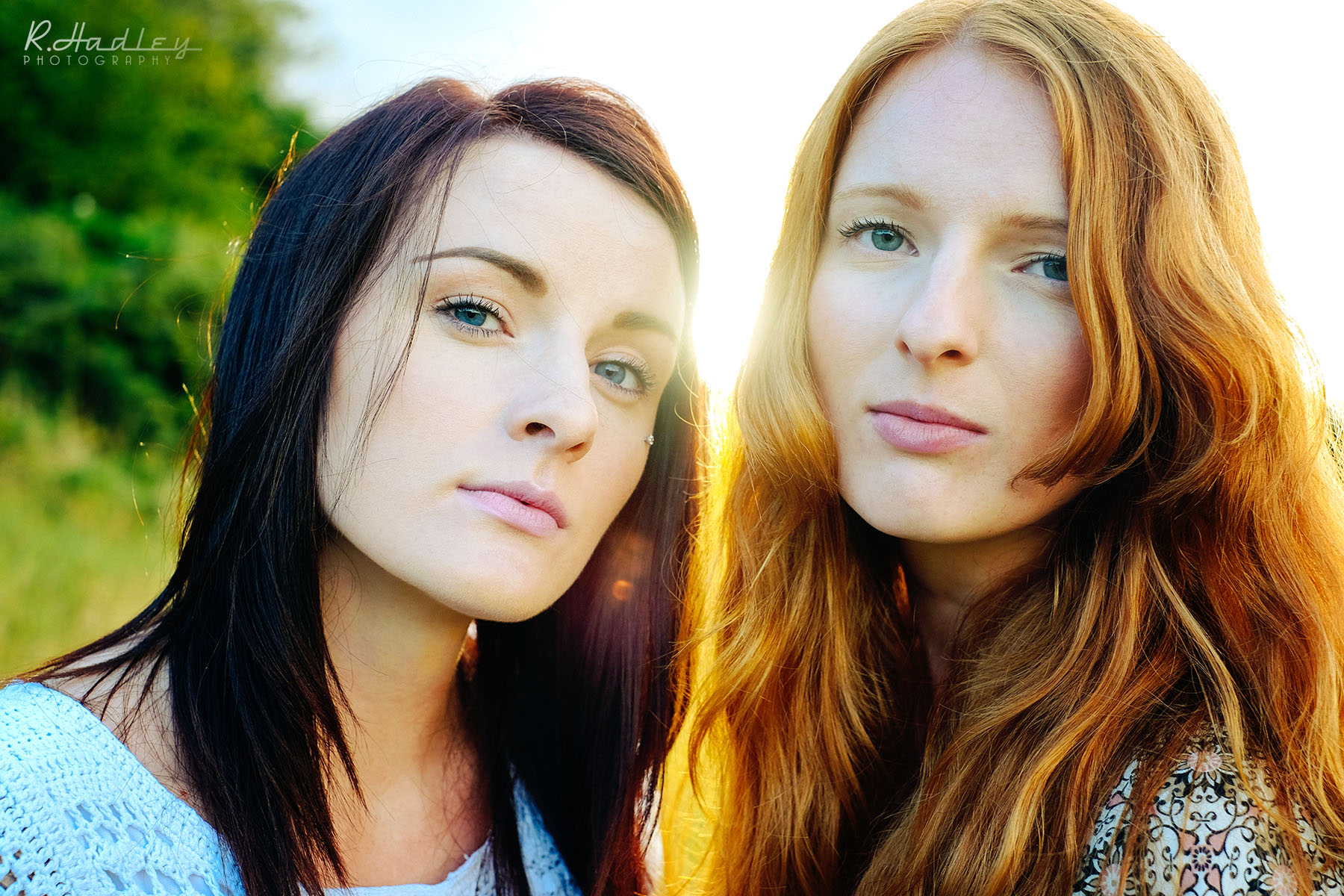 Portrait shoot of Hayley and Natalie Slatford at Hartshill Hayes Country Park