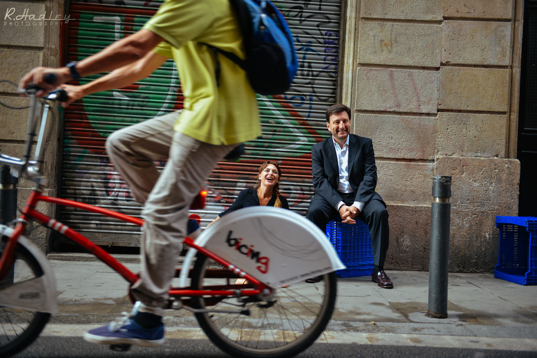 Behind the scenes of a Carolina de Santis film production in Barcelona. On set photographer.