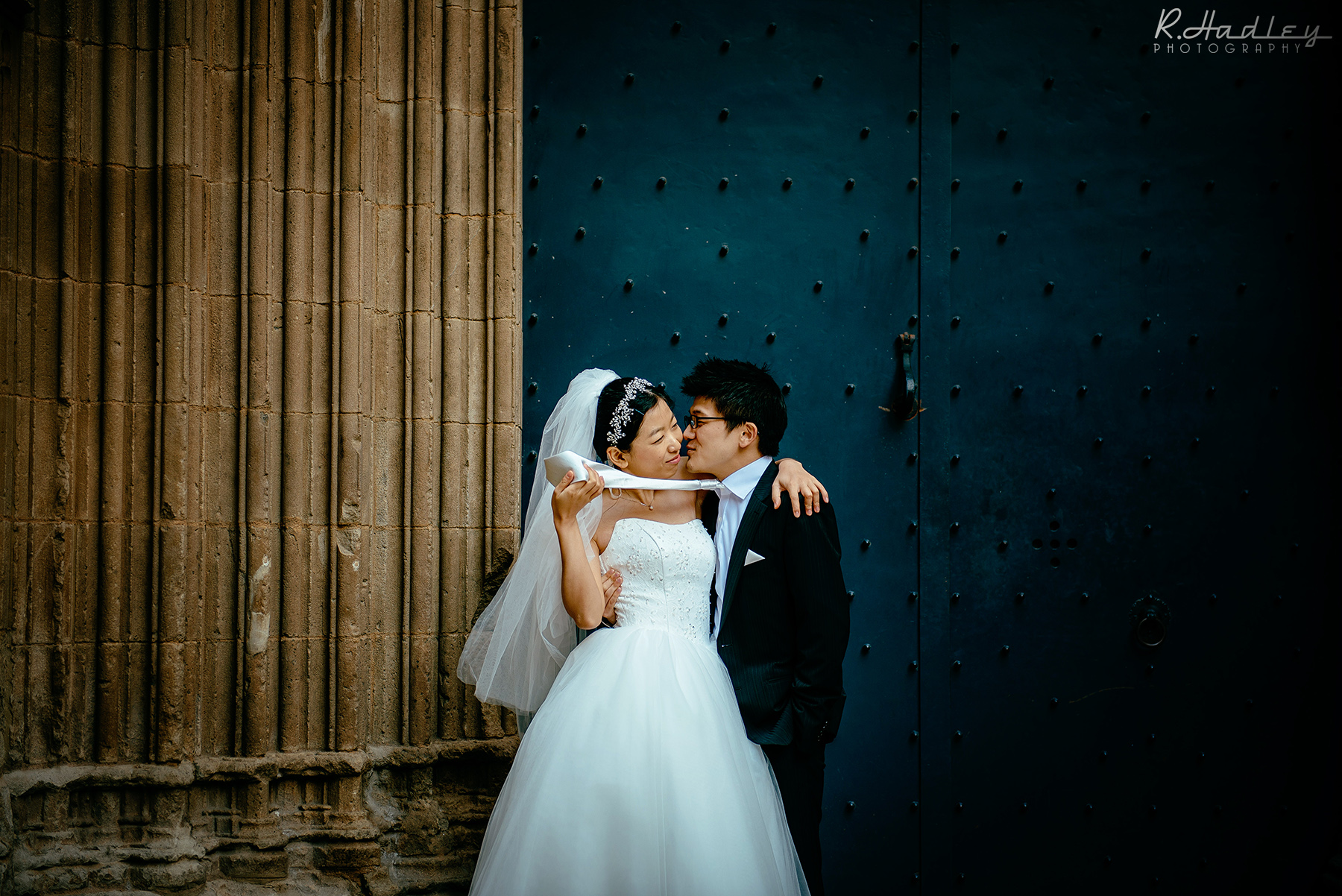 Wedding engagement photographer in Barcelona