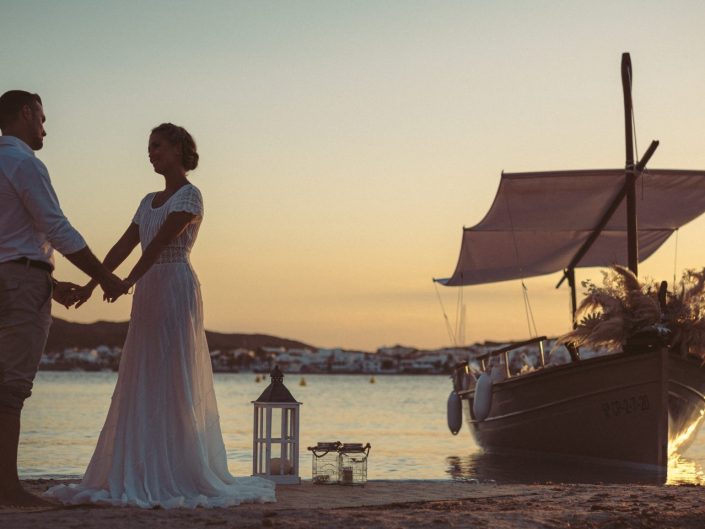 Love at Fornells | Wedding and event photographer and videographer in Menorca and Mallorca